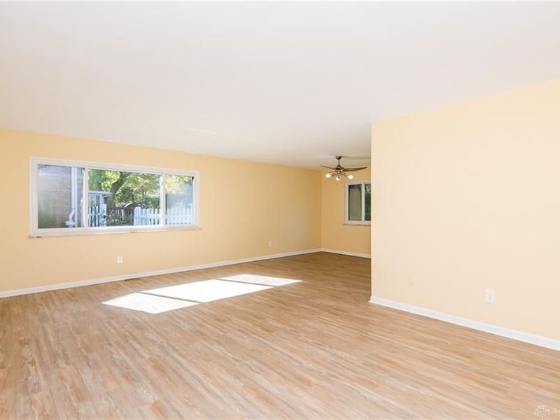 5837 Jennysim Place, Dayton, OH 45415 Photo 18