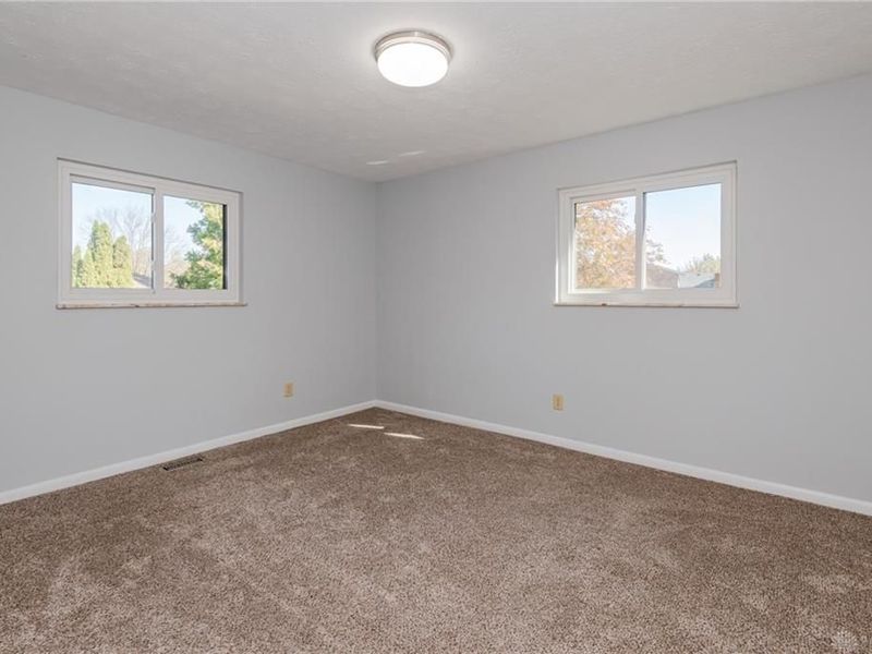 5837 Jennysim Place, Dayton, OH 45415 Photo 32