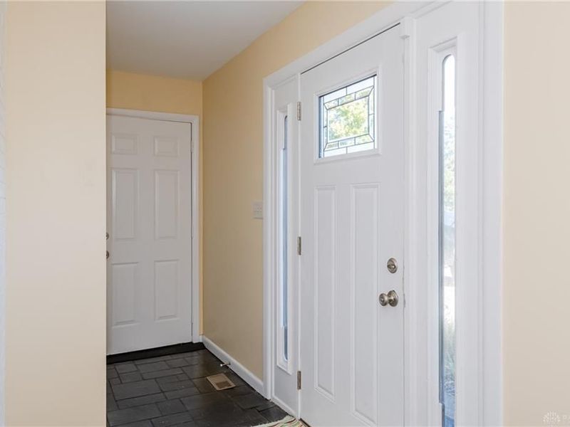 5837 Jennysim Place, Dayton, OH 45415 Photo 4