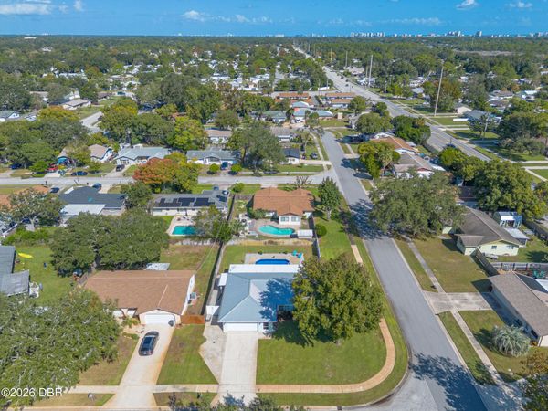 112 Stratford Square, Port Orange, FL 32127