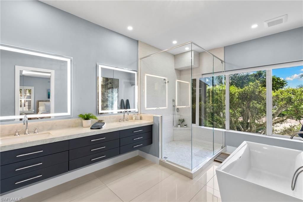 105 Barefoot Cir , Unit 24, Bonita Springs, FL 34134 Photo
