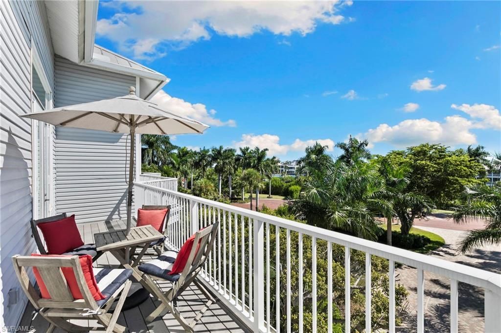 105 Barefoot Cir , Unit 24, Bonita Springs, FL 34134 Photo