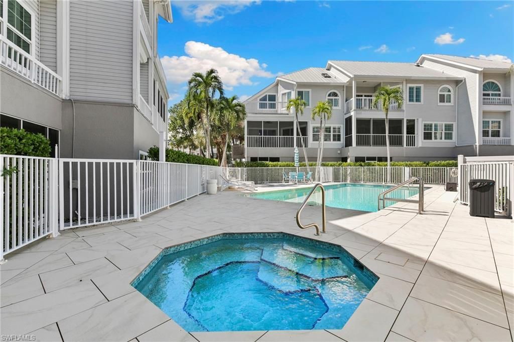105 Barefoot Cir , Unit 24, Bonita Springs, FL 34134 Photo