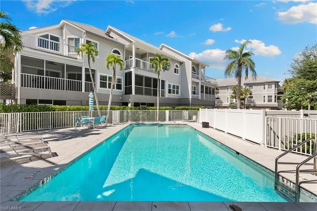 105 Barefoot Cir , Unit 24, Bonita Springs, FL 34134 Photo