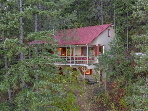 3994 Cedar Bay Rd, Loon Lake, WA 99148