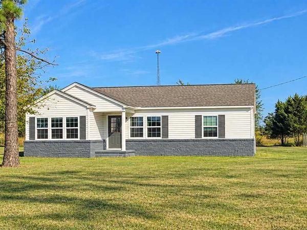 304 Cox Road, Carney, OK 74832