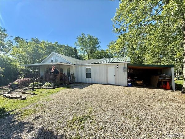 723 Ada Street , Bismarck, MO 63624