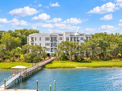108 Fairbanks Oak Alley, Unit 401, Daniel Island, SC 29492