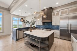 108 Fairbanks Oak Alley photo 4