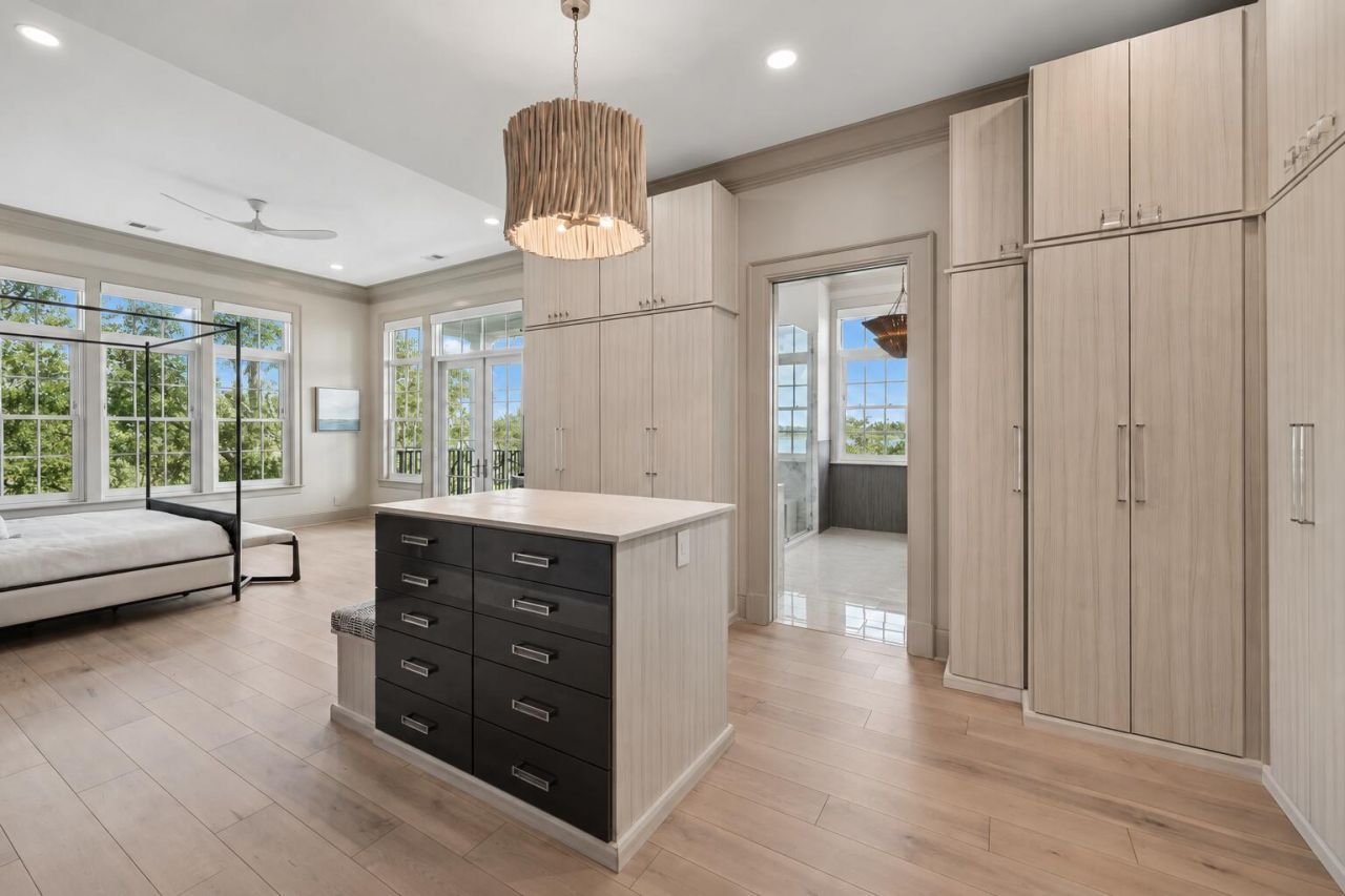 108 Fairbanks Oak Alley Photo 38