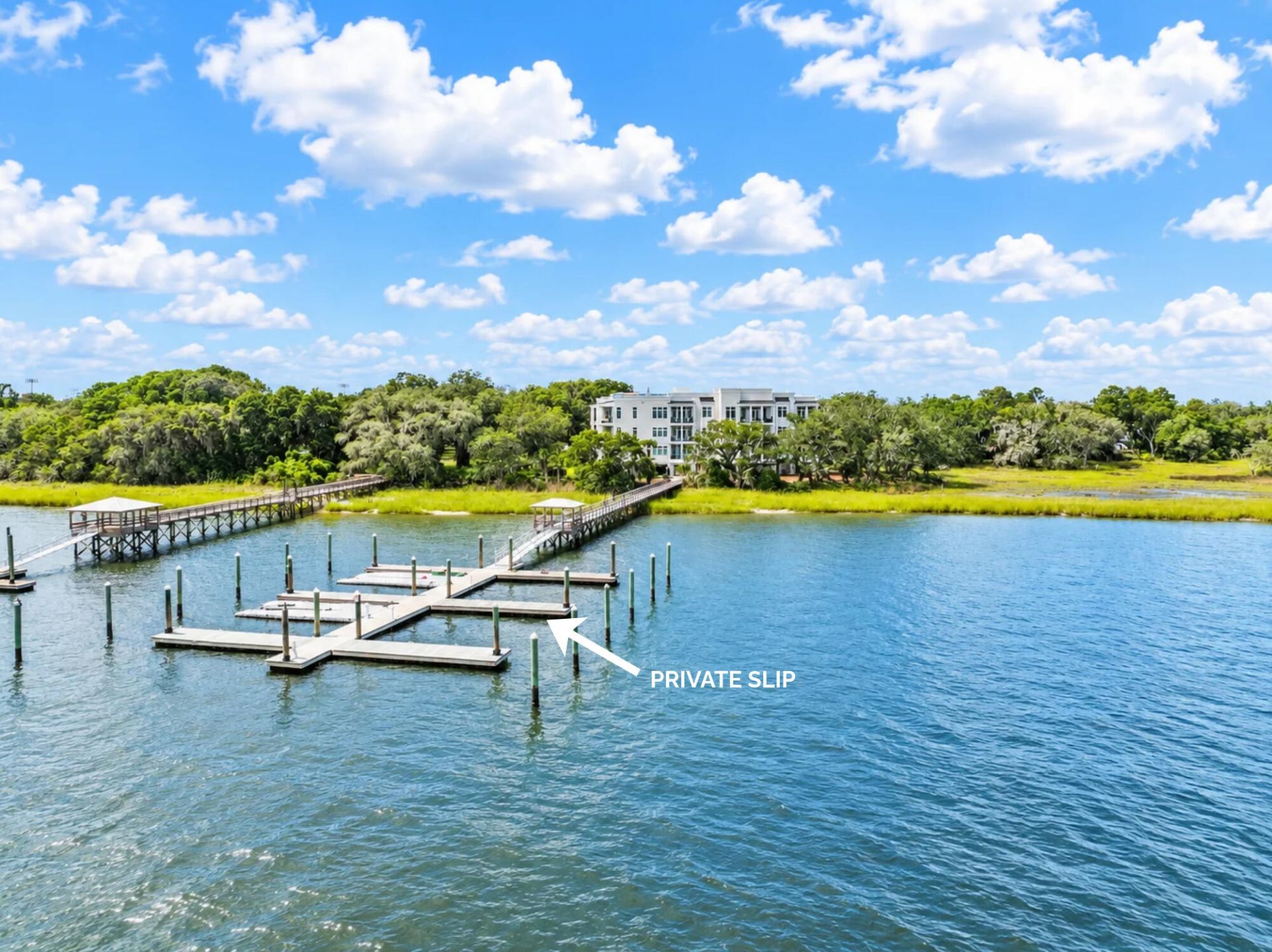 108 Fairbanks Oak Alley Photo 5