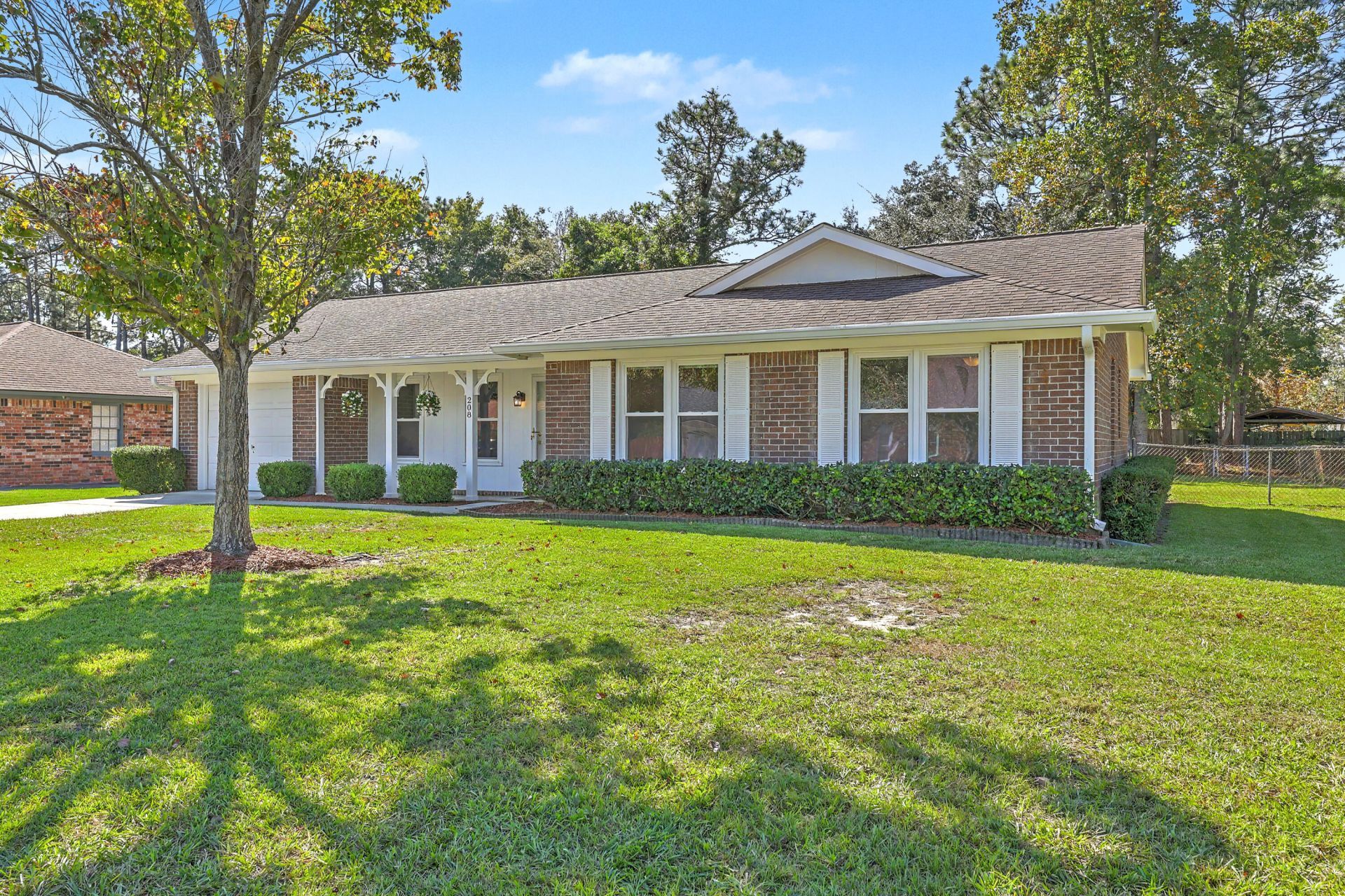 208 Longleaf Road Photo 6