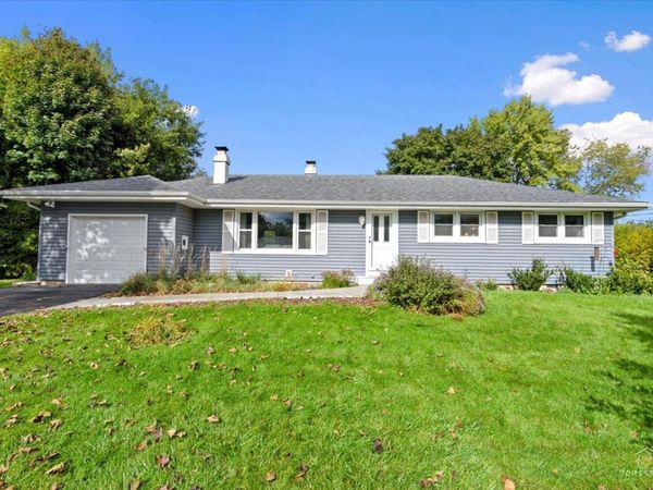 932 Forest Drive, Elgin, IL 60123