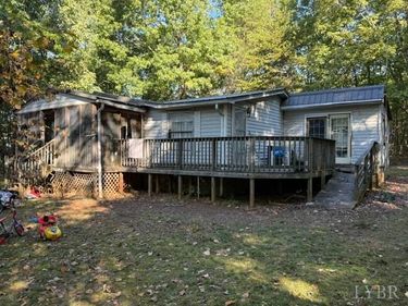 6577 Straightstone Road, Long Island, VA 24569