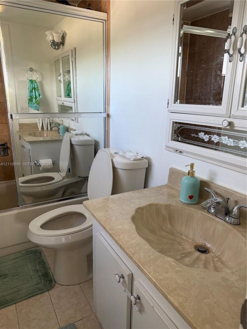 8255 Abbott Ave, Unit 402, Miami Beach, FL 33141 Photo