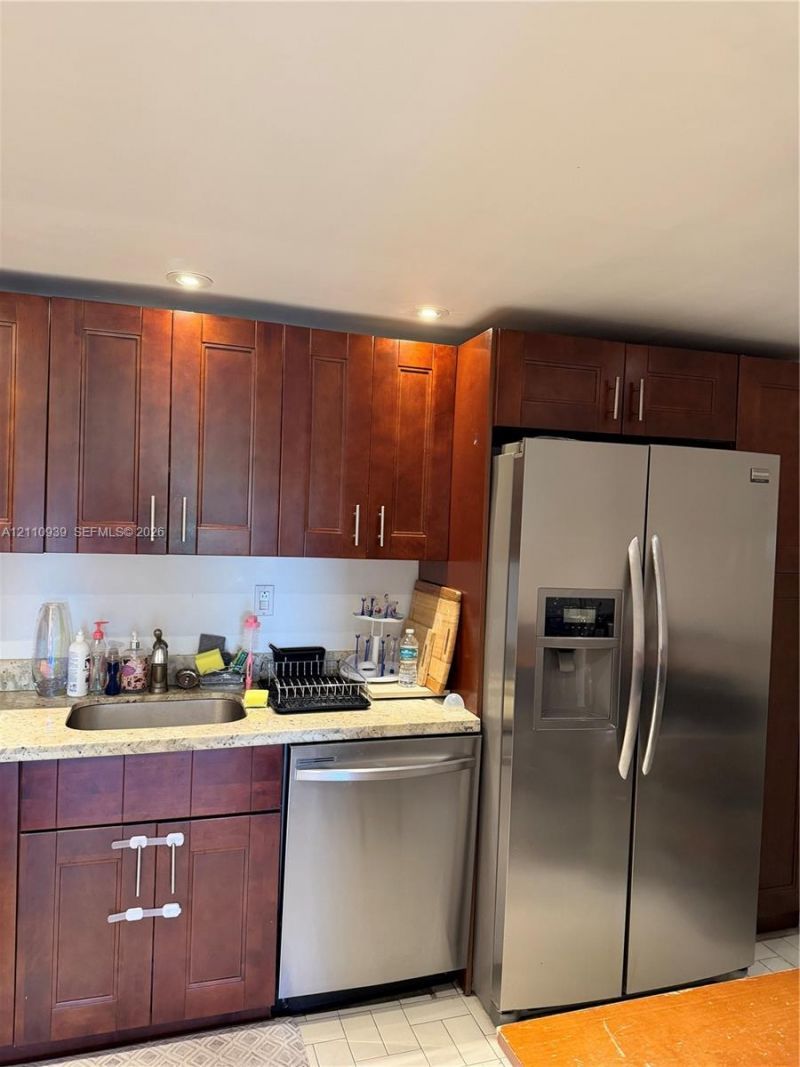 8255 Abbott Ave, Unit 402, Miami Beach, FL 33141 Photo