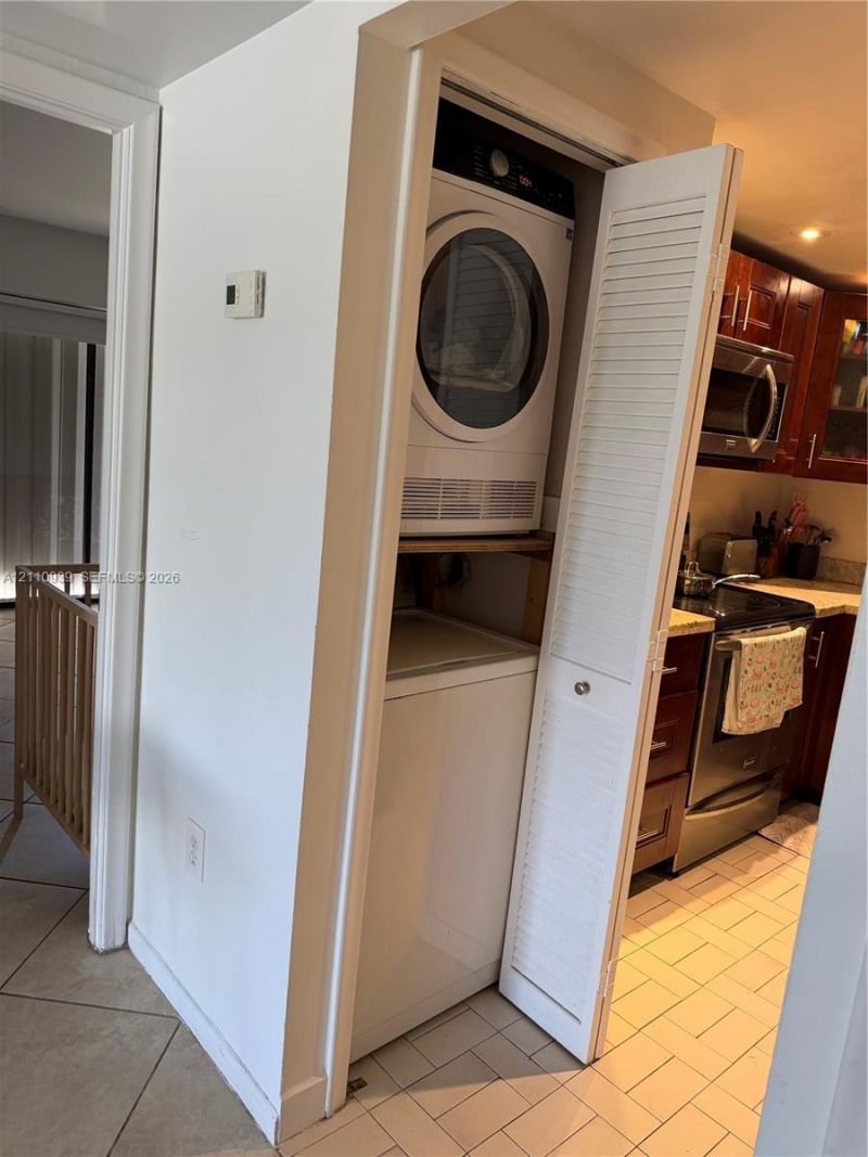 8255 Abbott Ave, Unit 402, Miami Beach, FL 33141 Photo