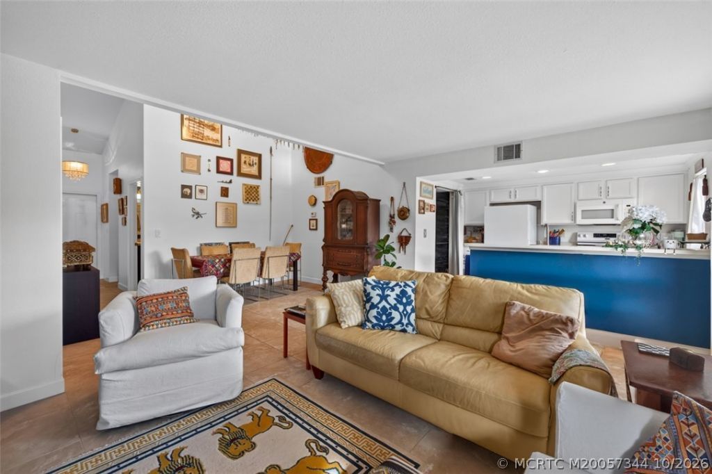 3309 SE Sandpiper Circle, Port Saint Lucie, FL 34952 Photo