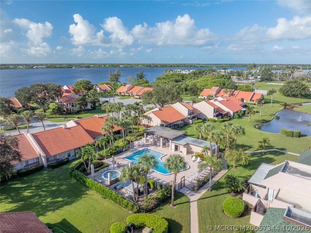 3309 SE Sandpiper Circle, Port Saint Lucie, FL 34952 Photo