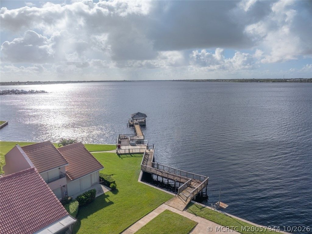 3309 SE Sandpiper Circle, Port Saint Lucie, FL 34952 Photo