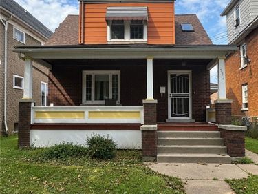 552 18th Street , Niagara Falls, NY 14301