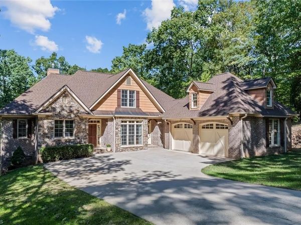 1610 Rocky Cove Lane , Denton, NC 27239