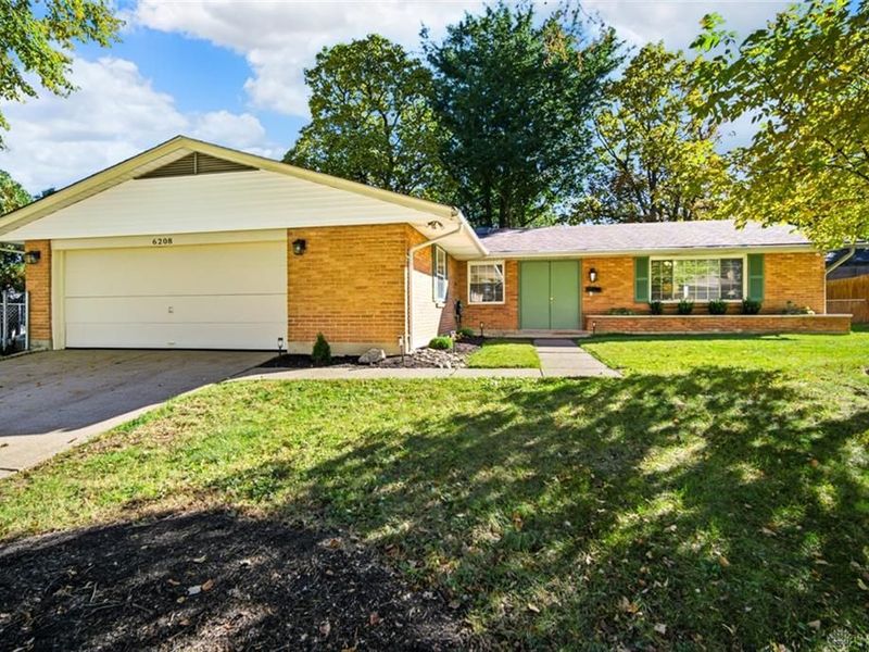 6208 Clematis Drive, Miami Township, OH 45449 Photo 2