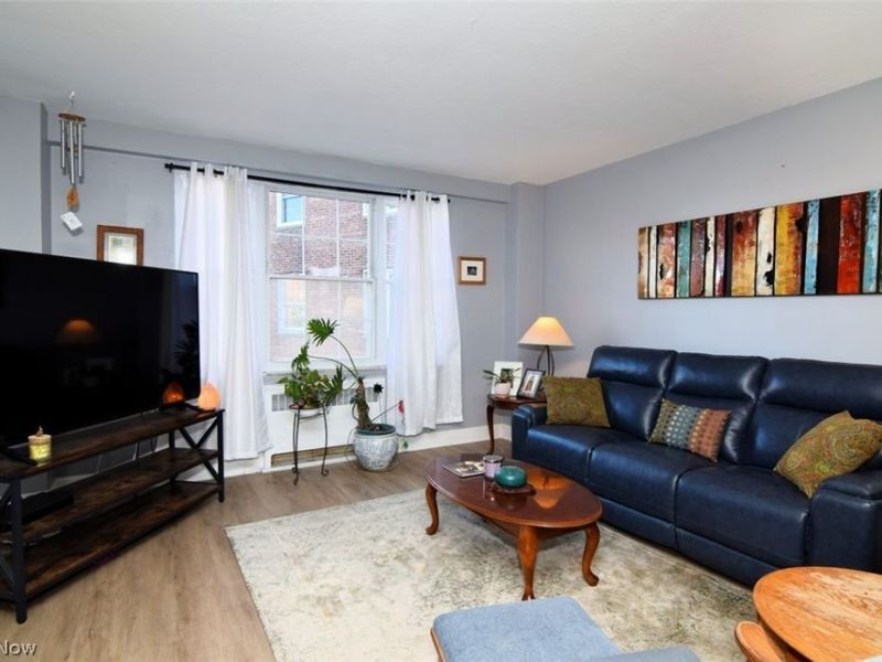13800 Fairhill Road, Unit 312, Shaker Heights, OH 44120 Photo 3