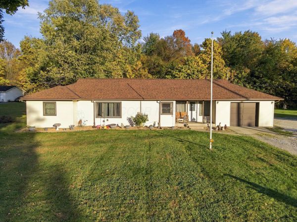 9247 Summit Road SW, Etna, OH 43068