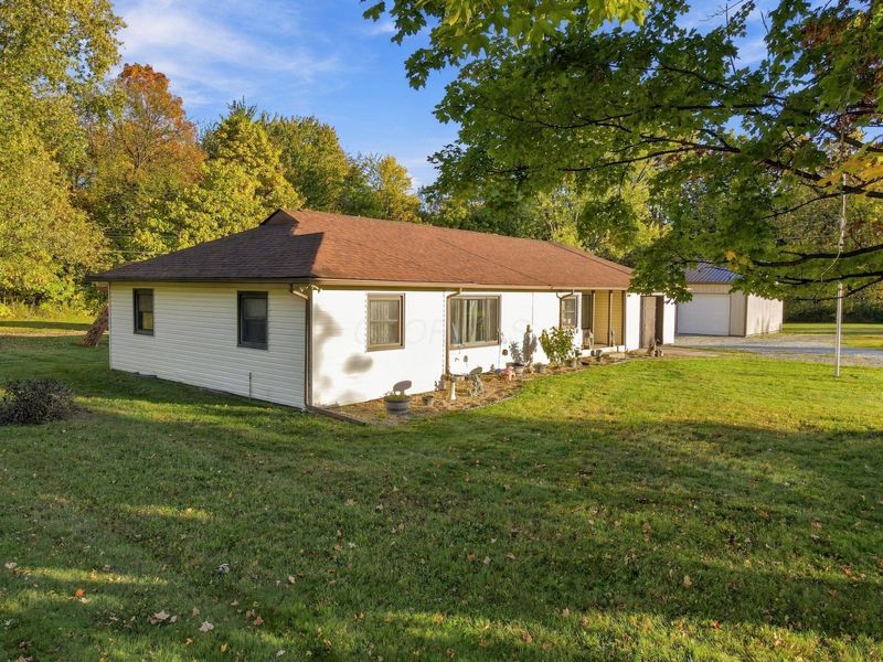9247 Summit Road SW, Etna, OH 43068 Photo 2