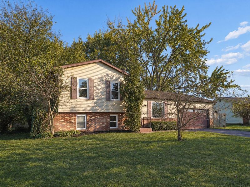 2265 Park Ridge Drive , Grove City, OH 43123 Photo 1