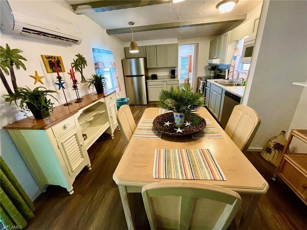 252 Daisy Ave , Fort Myers, FL 33908 Photo