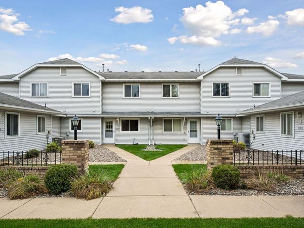 11105 Drake Street NW, Coon Rapids, MN 55433