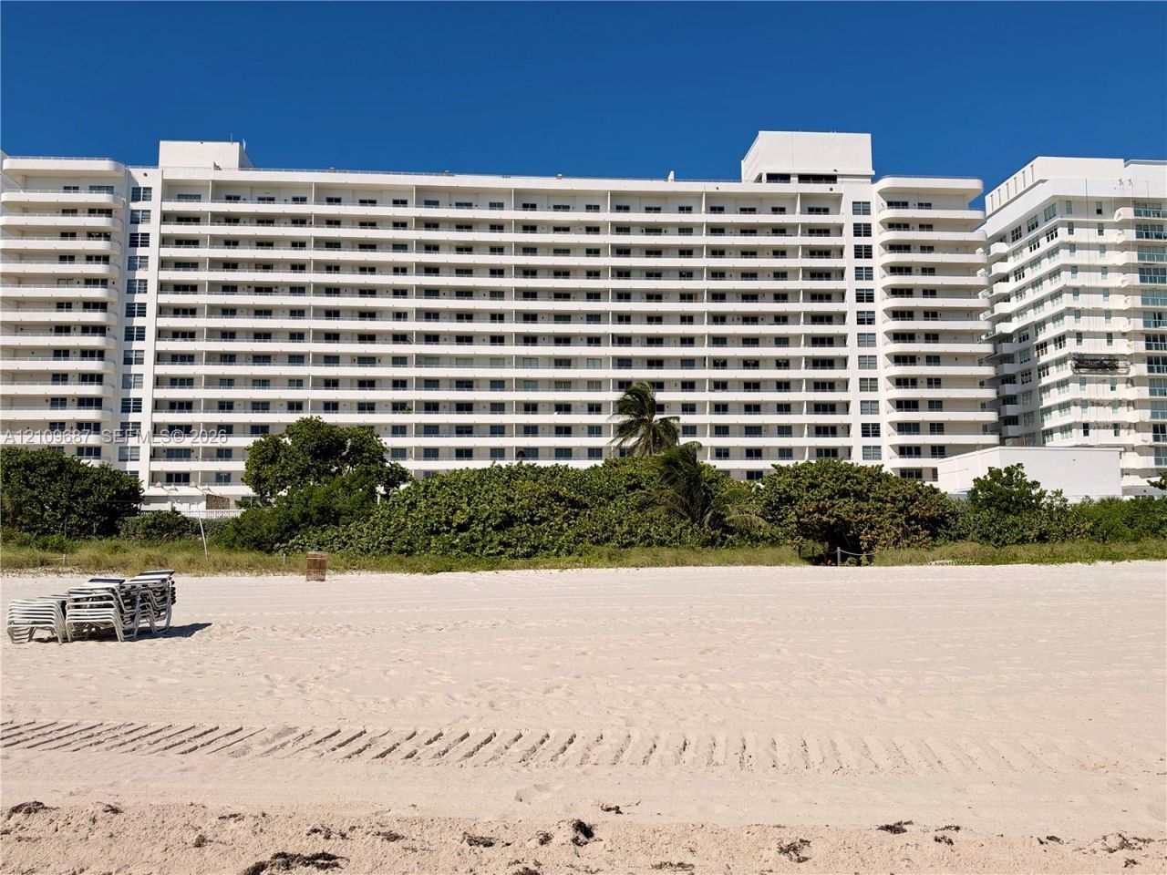 5555 Collins Ave , Unit 5C, Miami Beach, FL 33140 Photo