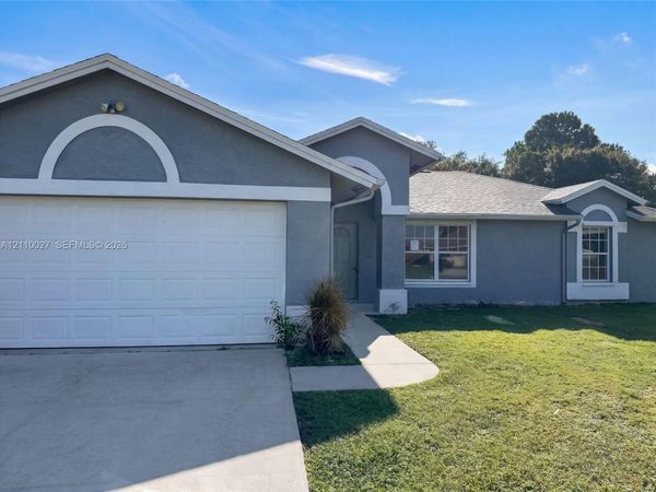 2397 SW Lejune St , Port St. Lucie, FL 34953