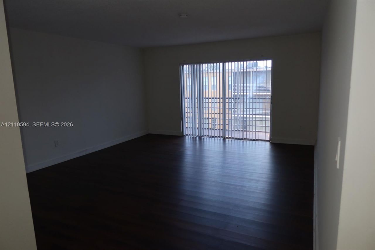 4848 NW 24th Ct , Unit 416, Lauderdale Lakes, FL 33313 Photo