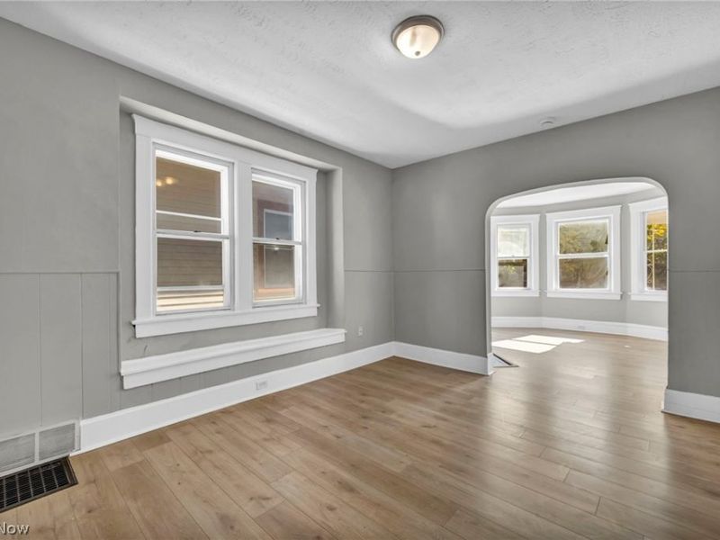 3822 Carlyle Avenue, Cleveland, OH 44109 Photo 11