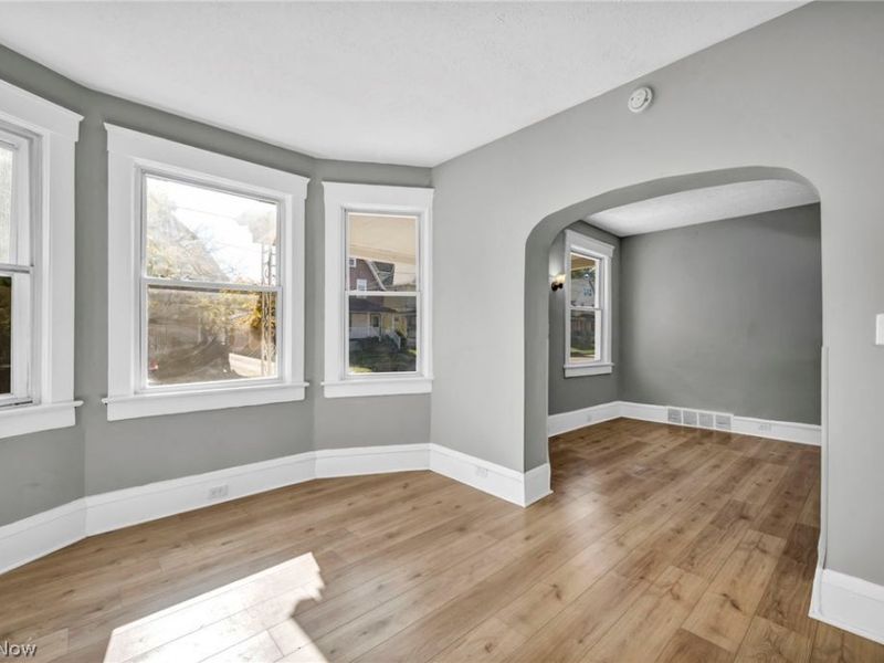 3822 Carlyle Avenue, Cleveland, OH 44109 Photo 13