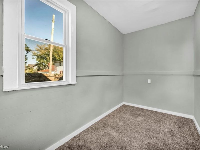 3822 Carlyle Avenue, Cleveland, OH 44109 Photo 27