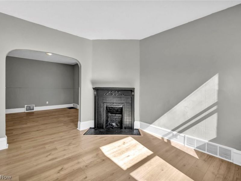 3822 Carlyle Avenue, Cleveland, OH 44109 Photo 8