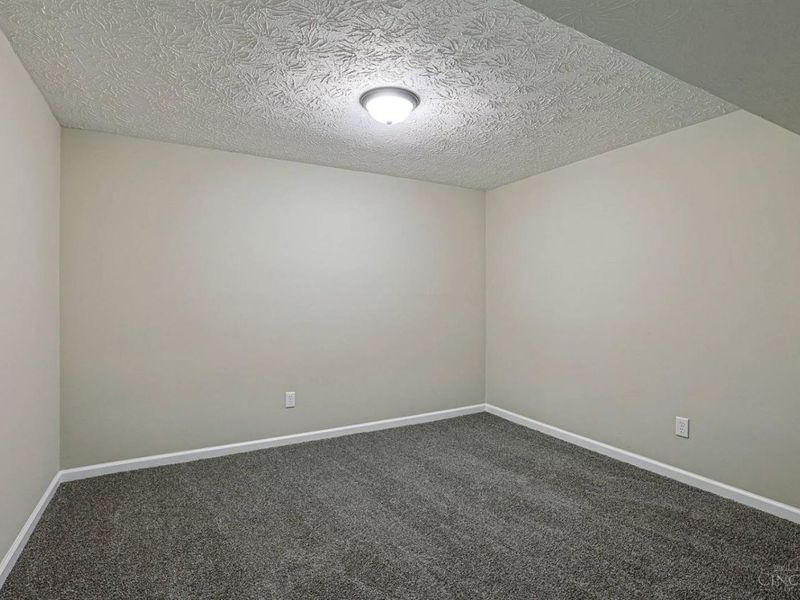 4745 Caprice Drive, Unit 5, Middletown, OH 45044 Photo 20