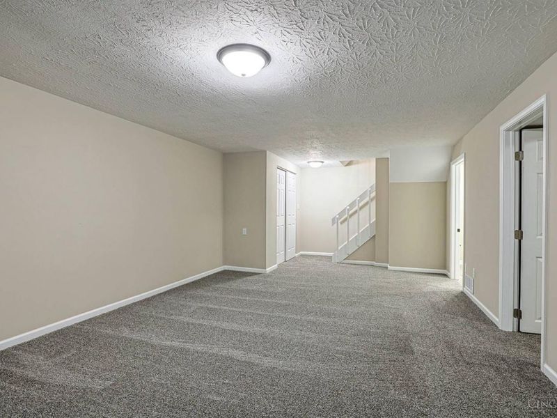 4745 Caprice Drive, Unit 5, Middletown, OH 45044 Photo 24