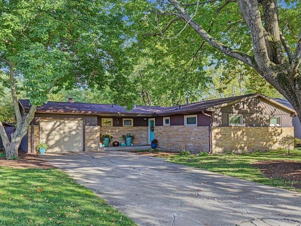 808 S FAIR Street , Champaign, IL 61821
