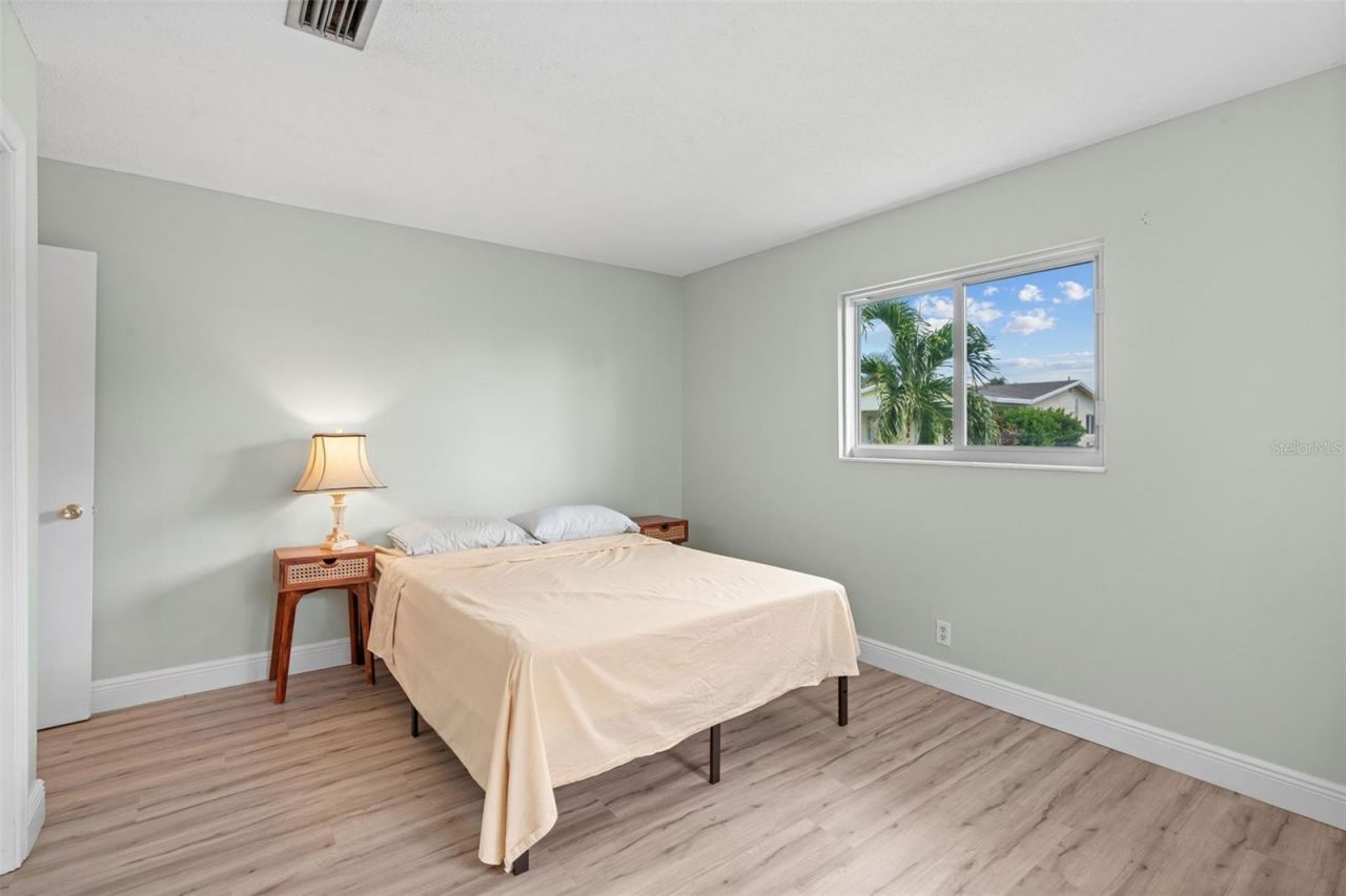 1045 NW 69th Avenue , Margate, FL 33063 Photo