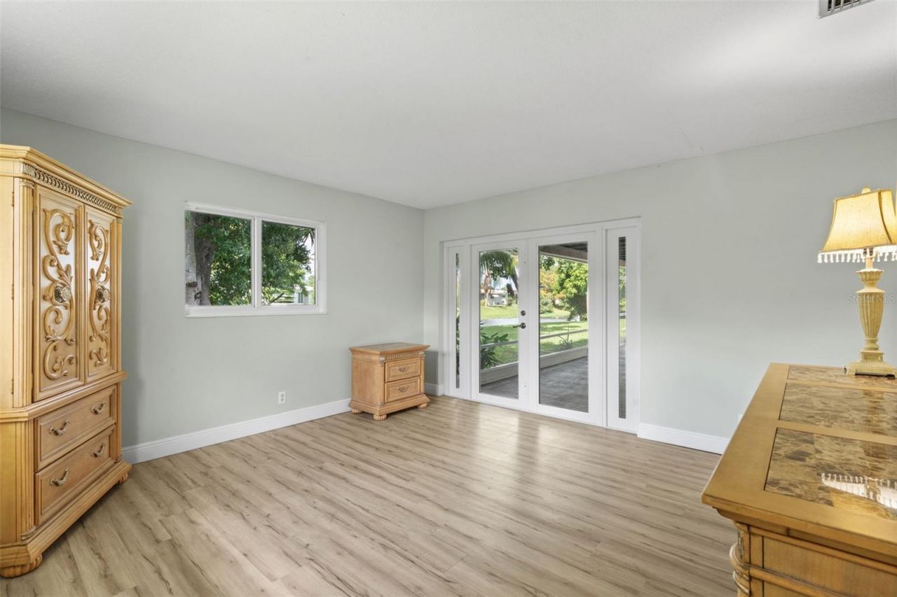 1045 NW 69th Avenue , Margate, FL 33063 Photo