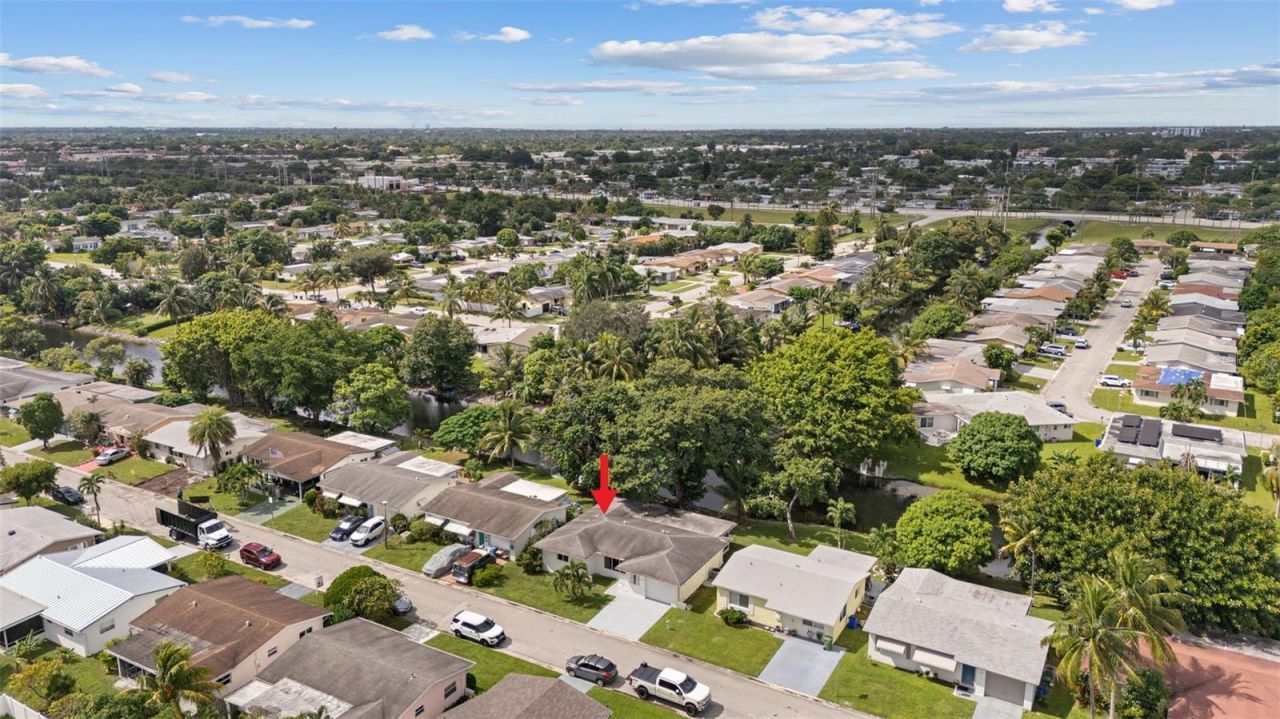 1045 NW 69th Avenue , Margate, FL 33063 Photo