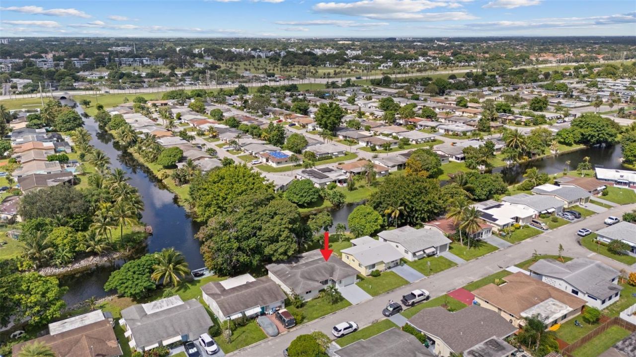 1045 NW 69th Avenue , Margate, FL 33063 Photo