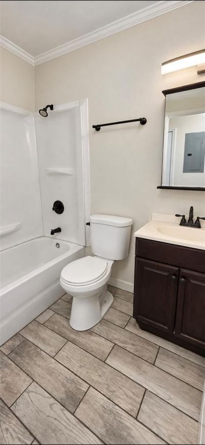 8007 Meadowglen Drive , Orlando, FL 32810 Photo