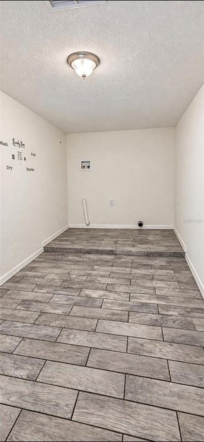 8007 Meadowglen Drive , Orlando, FL 32810 Photo