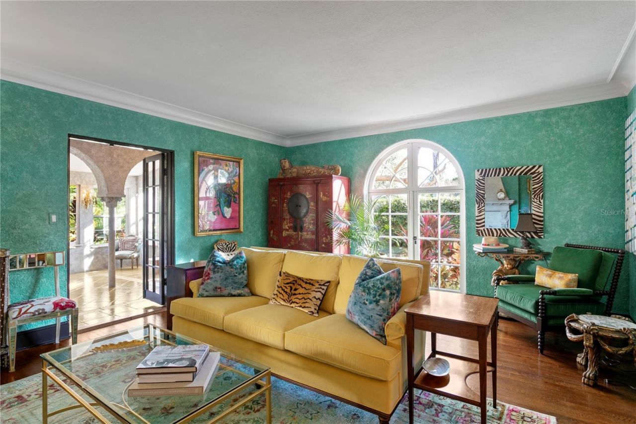 7211 3rd Avenue S, Saint Petersburg, FL 33707 Photo